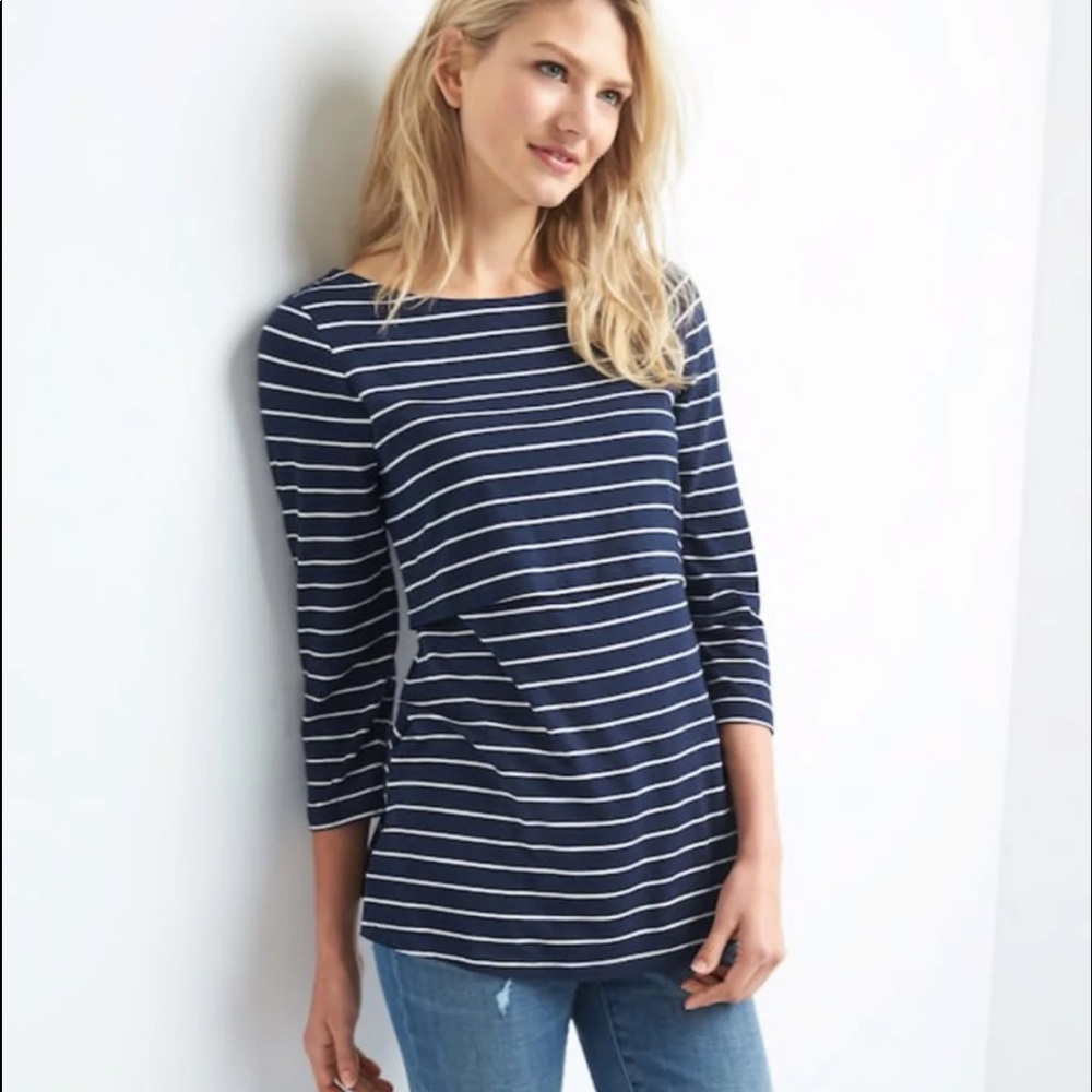 Gap nursing top